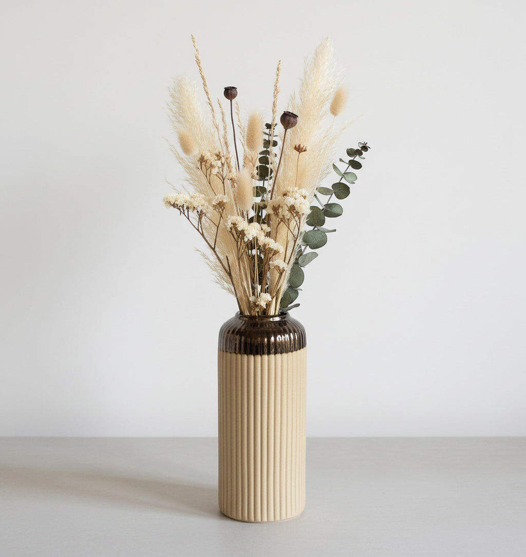UrbanRoots Ribbed Ceramic Accent Flower Vase (10.5 inch) (Beige)